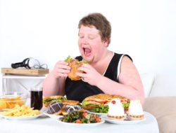 Overeating Shortens Your Lifespan